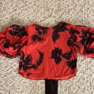 Red (salmon) and Black Floral Puff Sleeve Top